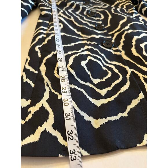 Trina Turk Size 4 Floral Printed Rain Coat Trench Overcoat Statement Black Art - Picture 8 of 10